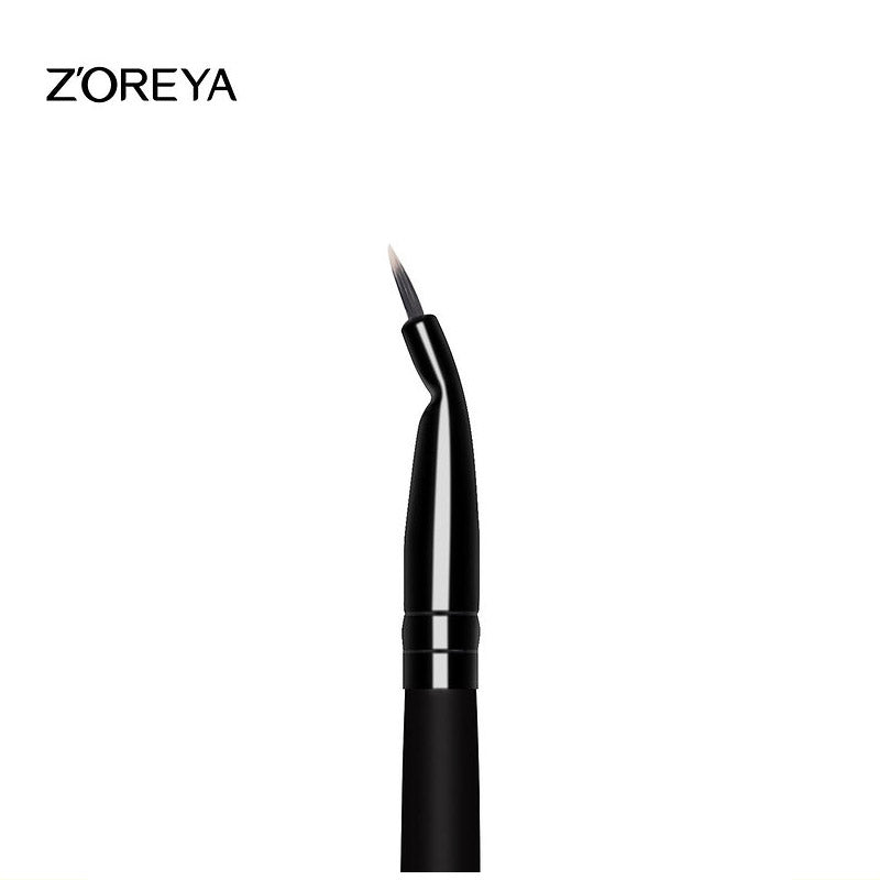 Angled Eyeliner Brush - 857