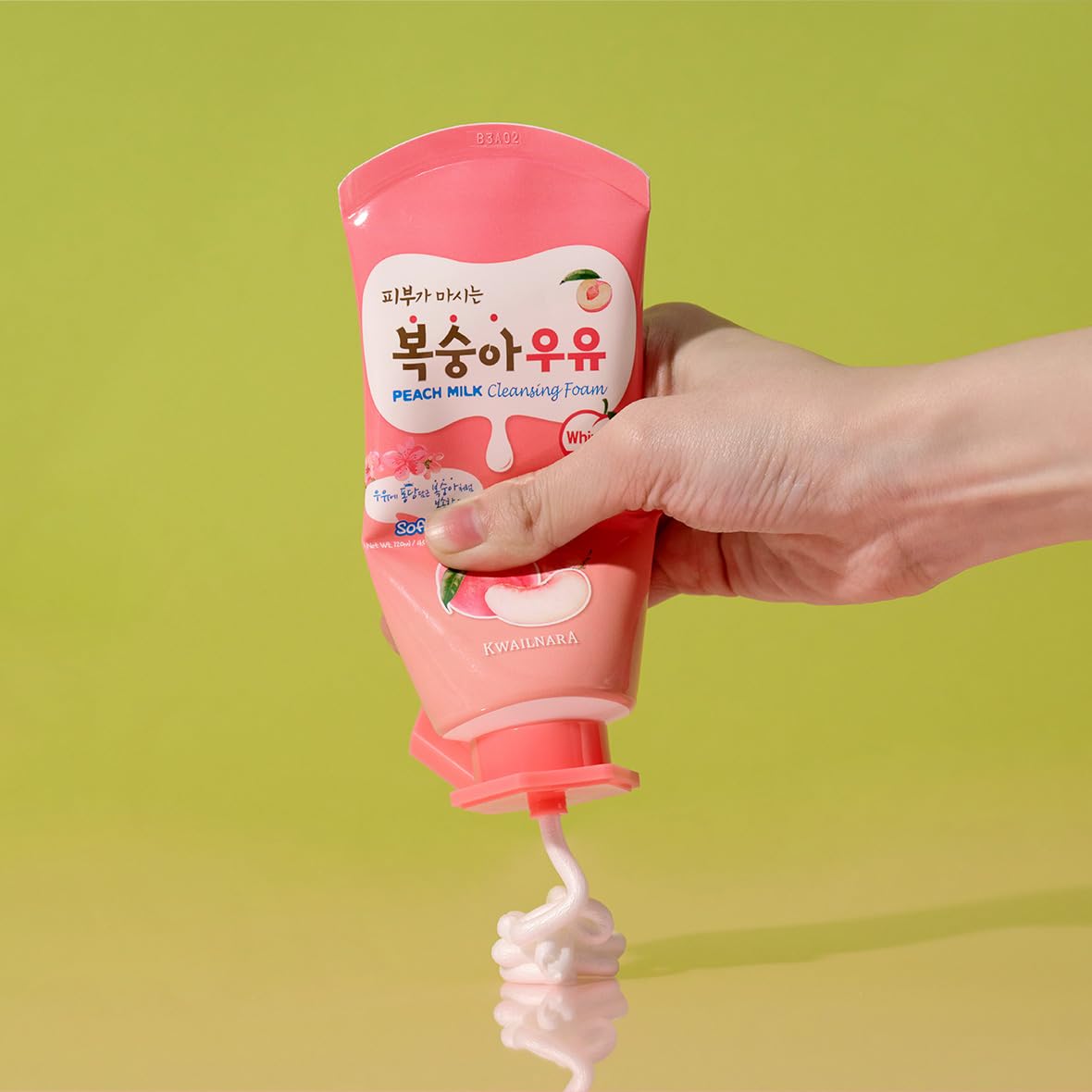 Peach Milk Cleansing Foam 120ml